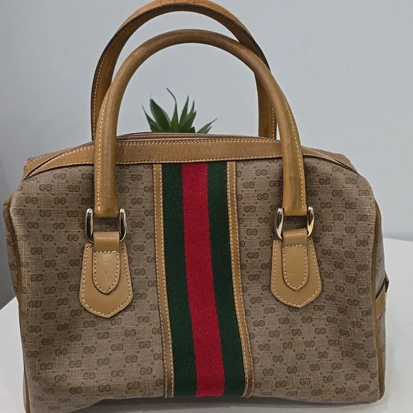 GUCCI - Vintage GG Supreme Boston Bag in Tan, PVC & Leather, with Sherry Line - Picture 8 of 17